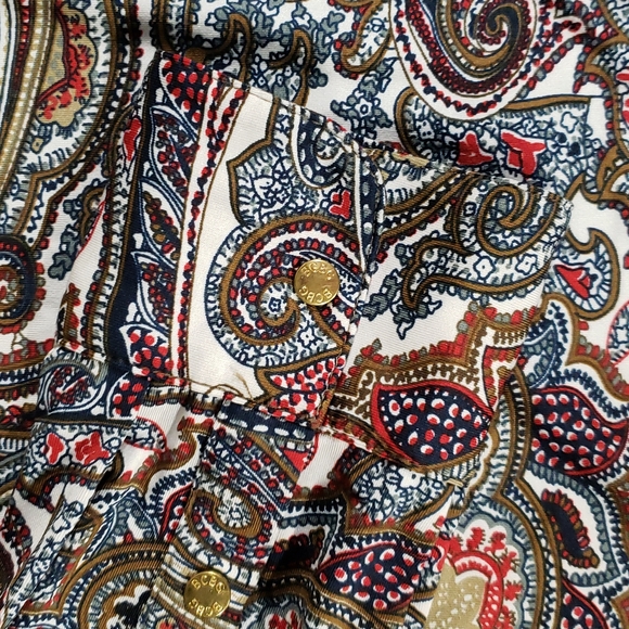 BCBG MaxAzria Women's Large blouse. - Picture 5 of 16